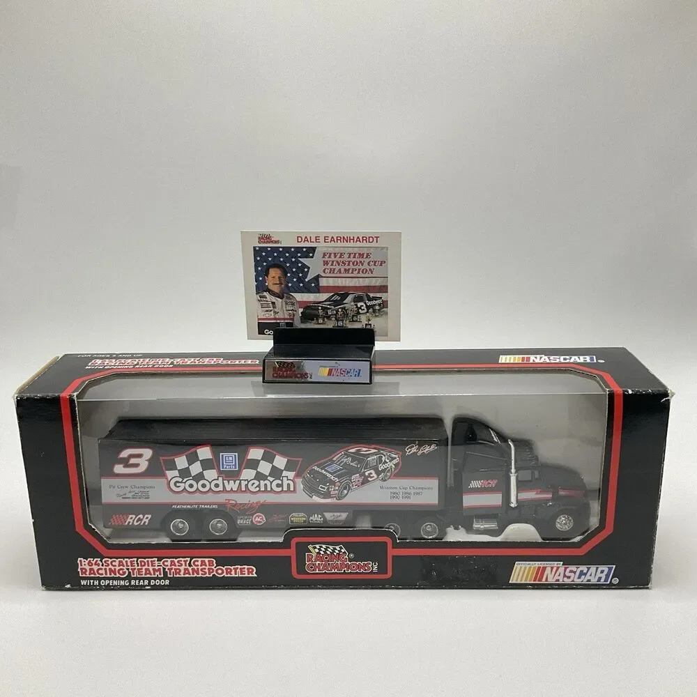 Dale Earnhardt Sr Vtg NASCAR #3 Goodwrench 1992 Team Transporter 1:64 Diecast